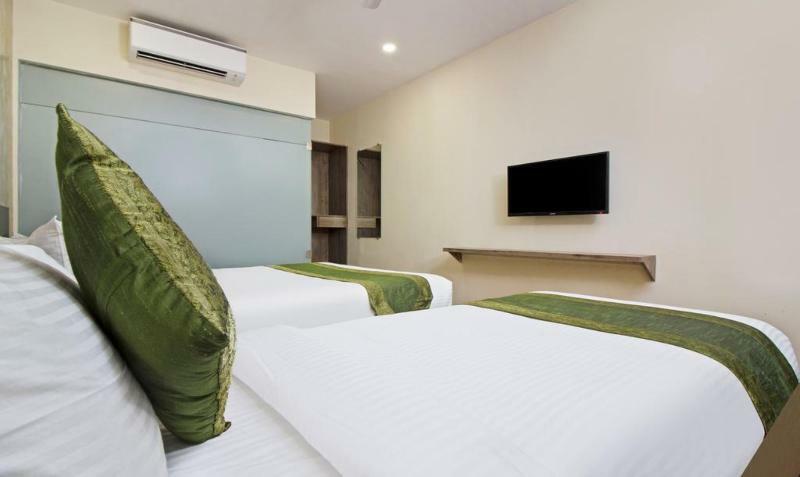 Ocean Suites Hotel 뭄바이 외부 사진
