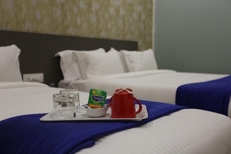 Ocean Suites Hotel 뭄바이 외부 사진