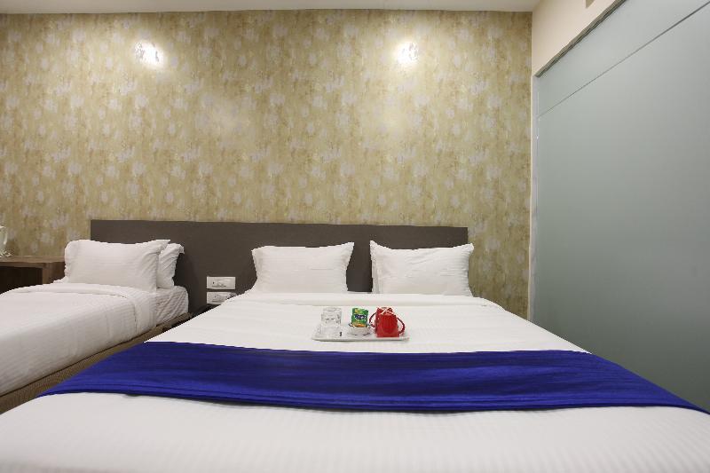 Ocean Suites Hotel 뭄바이 외부 사진