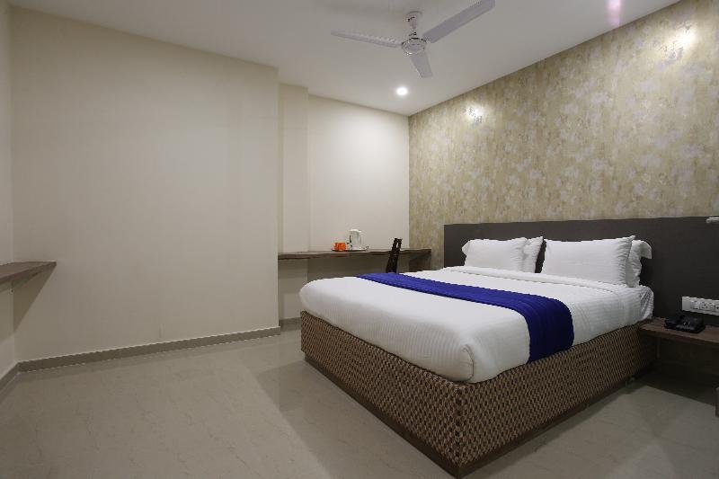 Ocean Suites Hotel 뭄바이 외부 사진